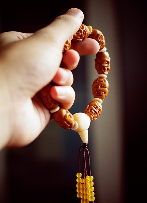 bracelet bouddhiste